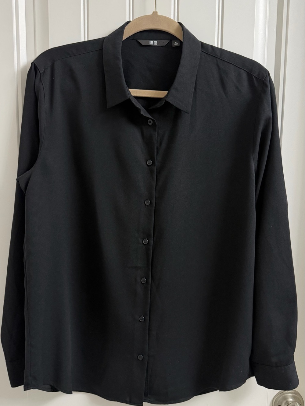 Uniqlo Black Long-Sleeve Dress Shirt